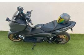 Scooter T-Max 560