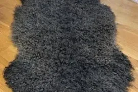 Premium curly Gotland Sheepskins